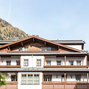 **** Hotel Zentrum Autriche